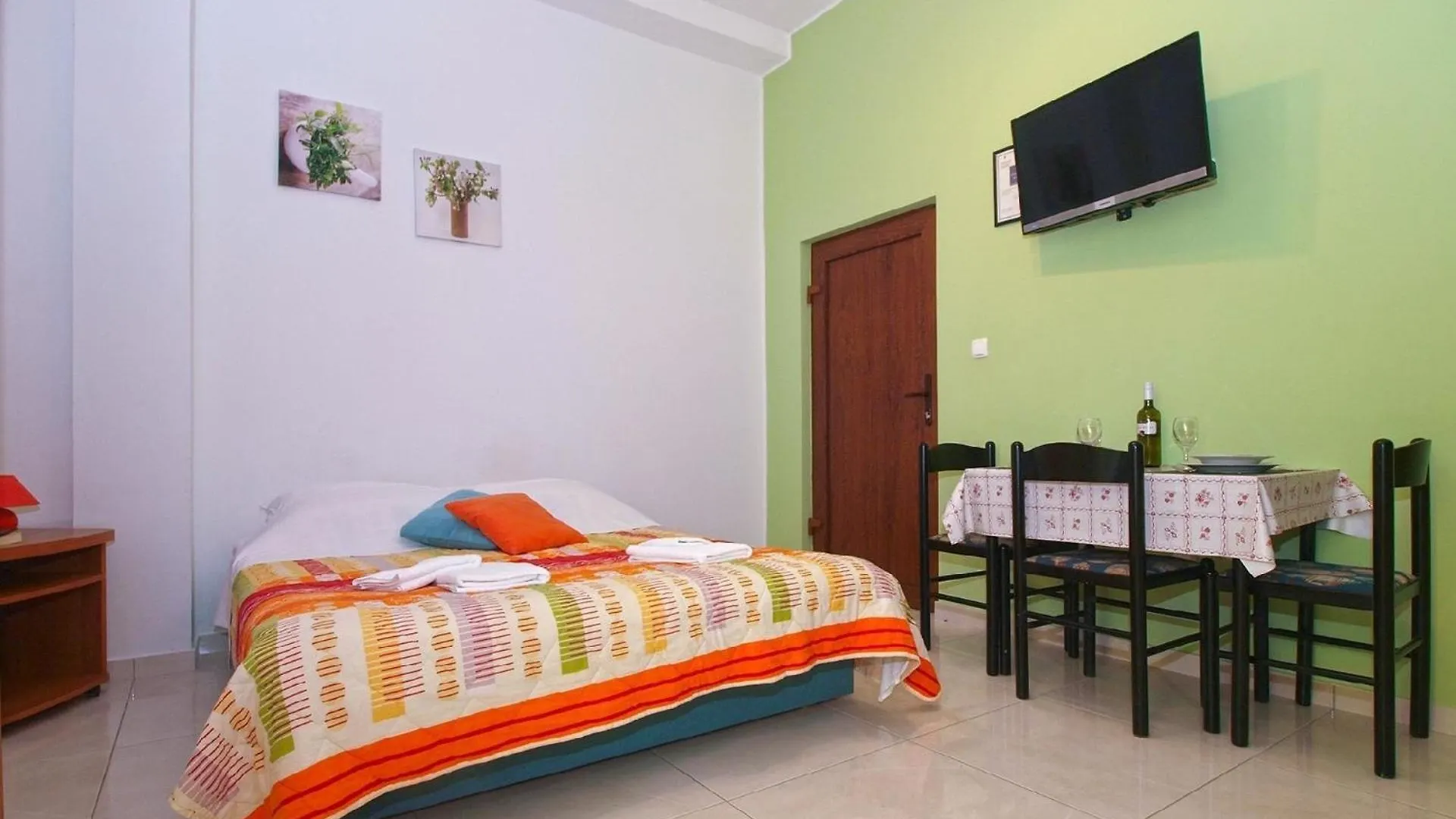 Ferienwohnung Fuer 2 Personen Ca 22 Qm In Pula, Istrien Istrische Riviera Apartment